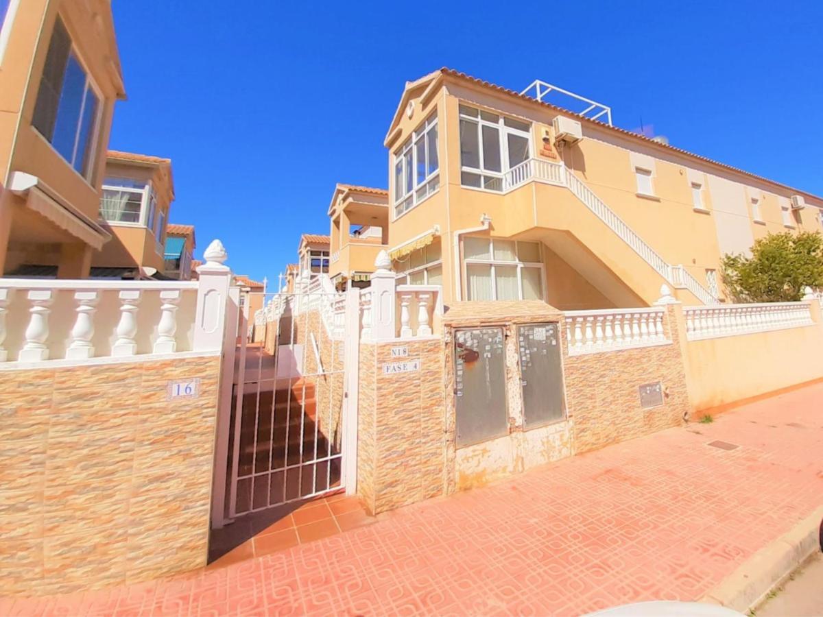 Casa Alegria Apartment With Pool 또레비에하 외부 사진